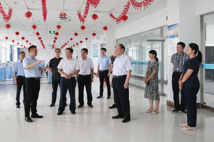 山东省发展和改革委员会领导一行莅临中煤集团参观指导