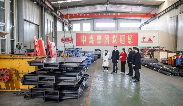 中煤集团与爱沙尼亚客商签署矿用设备和工程机械设备长期采购合同